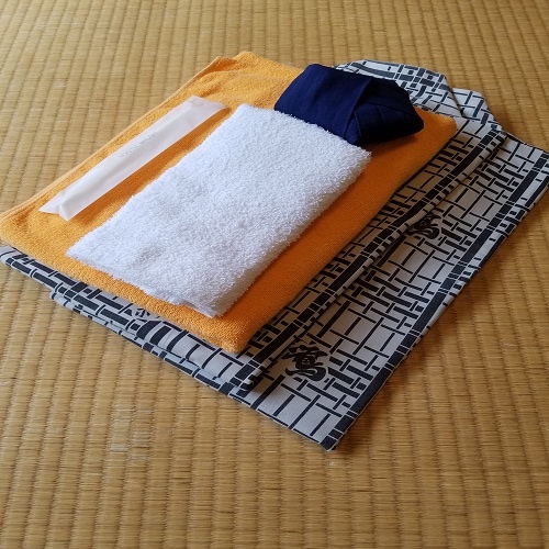 * Amenity example / towel, bath towel, yukata, toothpaste set.