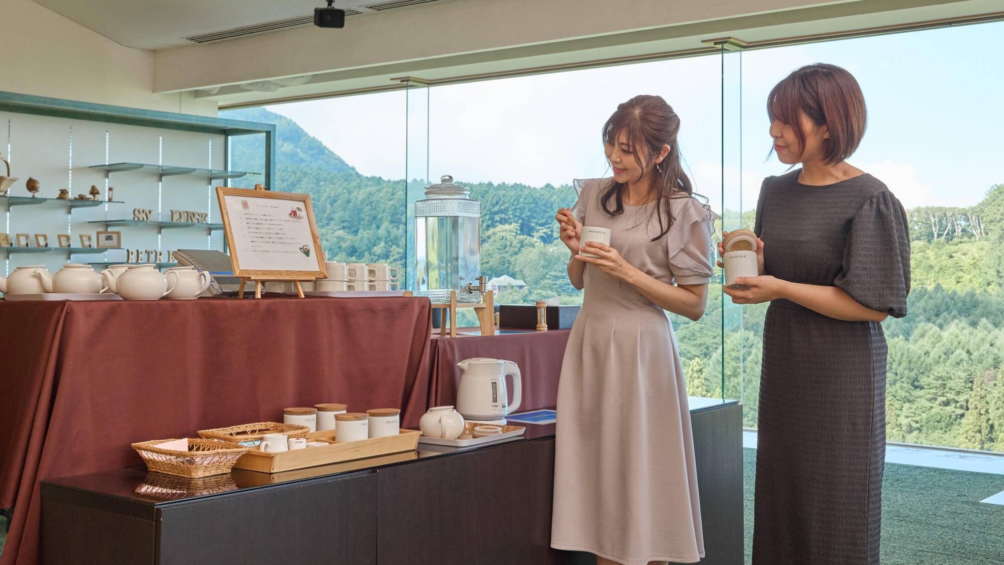 ・[Flavor tea] Enjoy a variety of flavored teas for free.