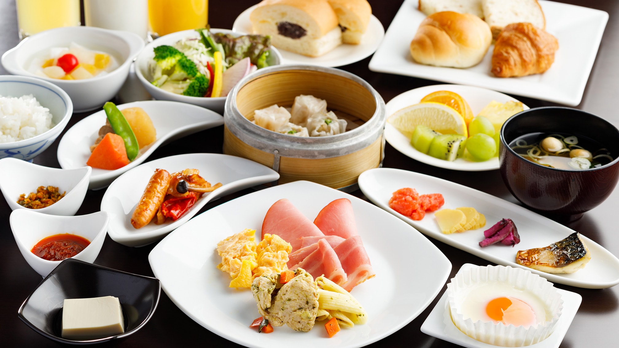 [Breakfast buffet] Enjoy approximately 60 different dishes, mainly made with ingredients from Iwate Prefecture.