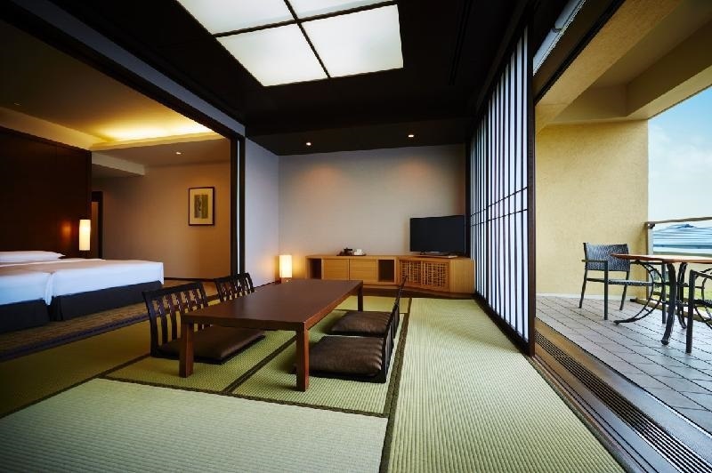 Twin room (with tatami space)