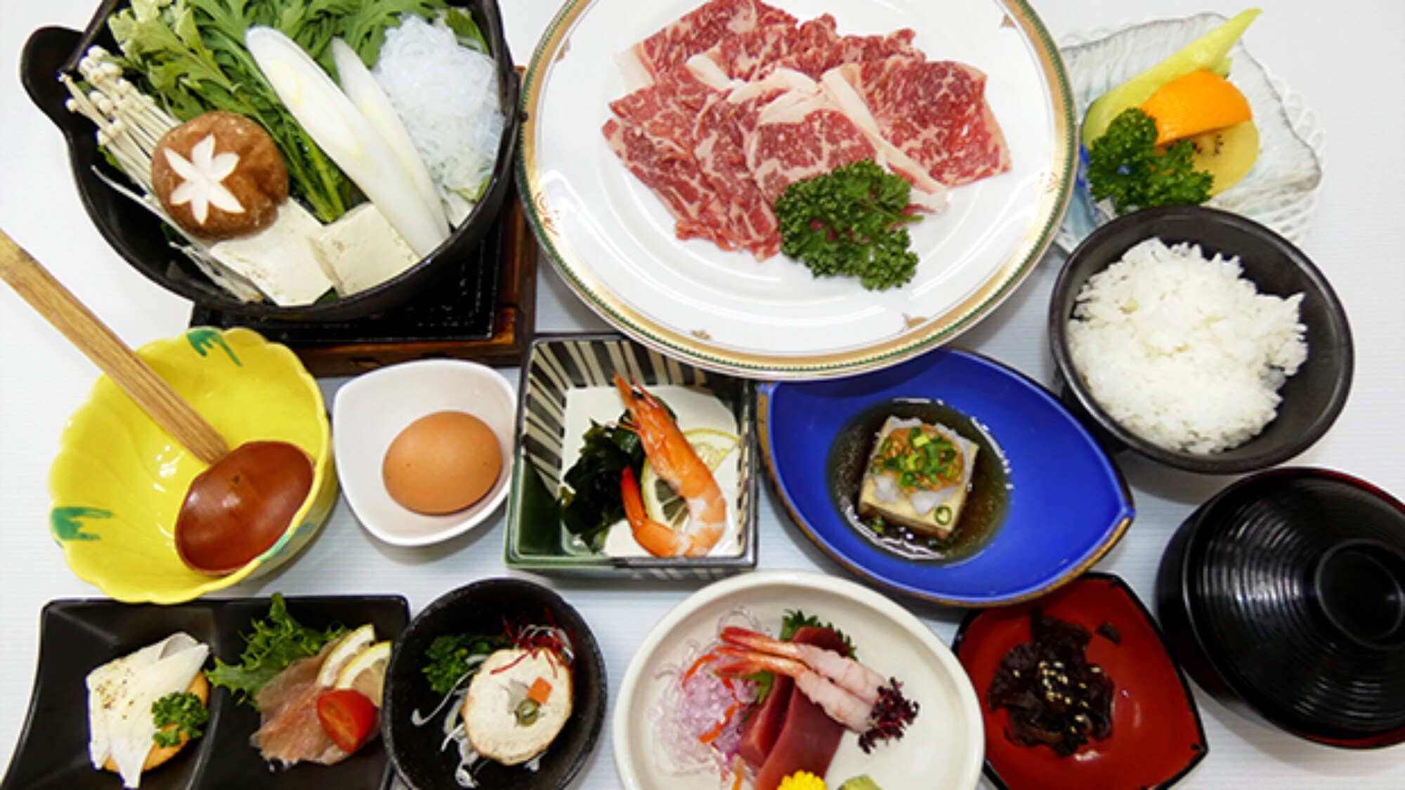 ・[Dinner/Domestic beef sukiyaki set meal] Enjoy melt-in-your-mouth Japanese black beef