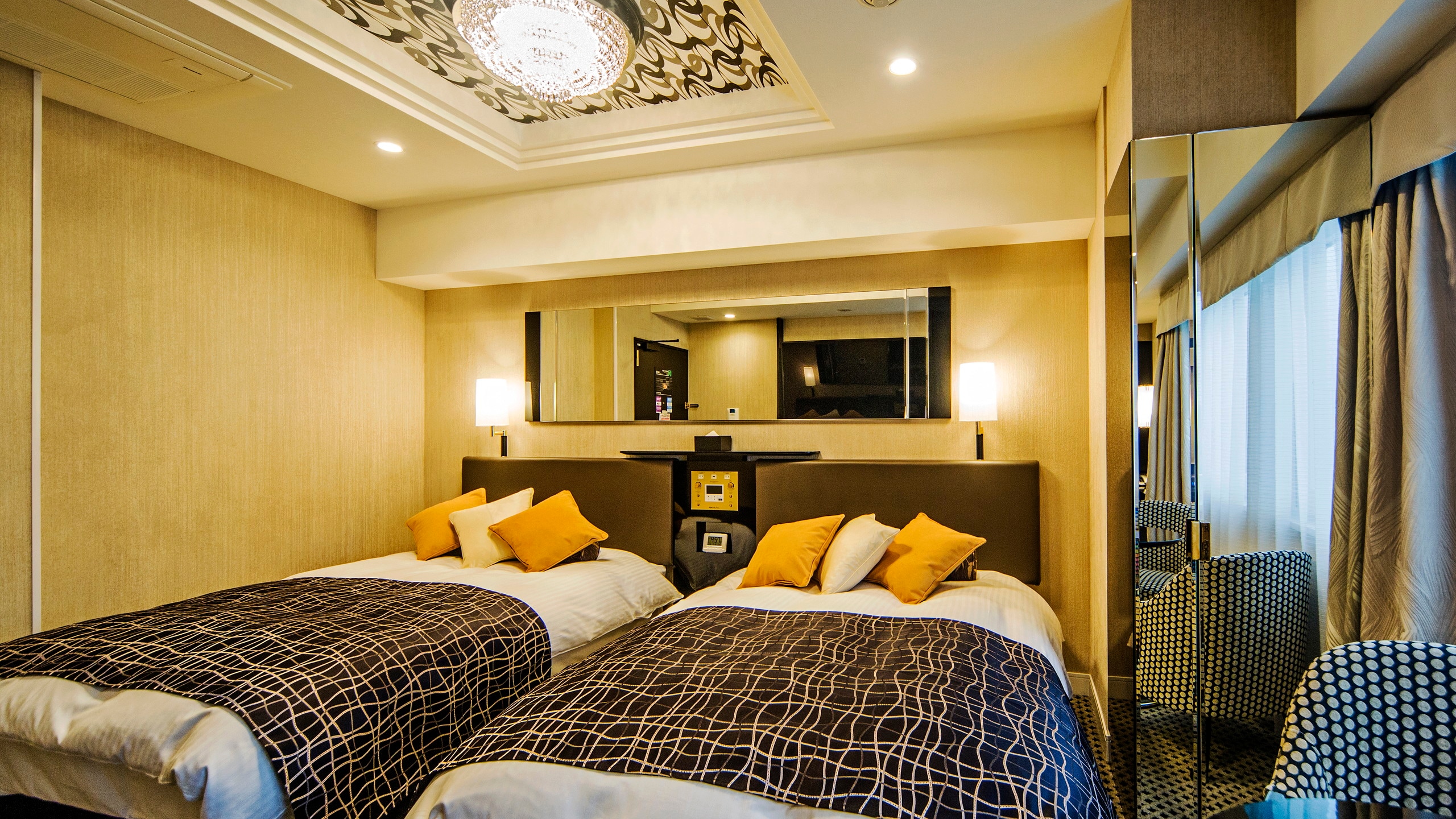 Deluxe Twin Room