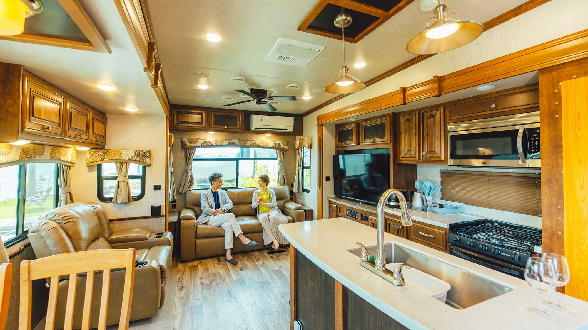 [Trailer House] A spacious 13.5m! Each trailer house has a different interior, so please look forward to it until the day.