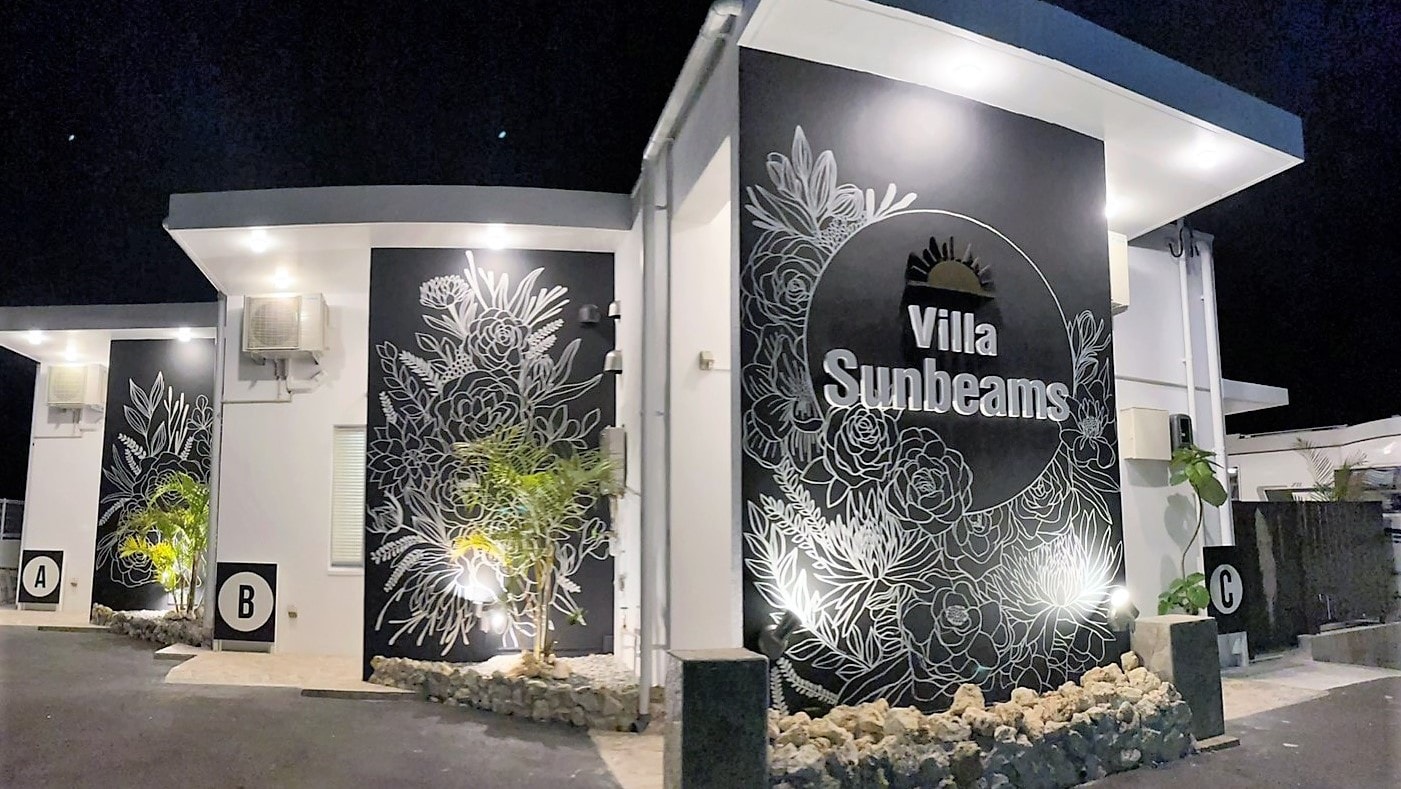 Exterior: Welcome to Villa Sunbeams