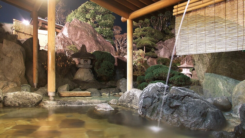 Large communal bath Open-air rock bath (Denkata)