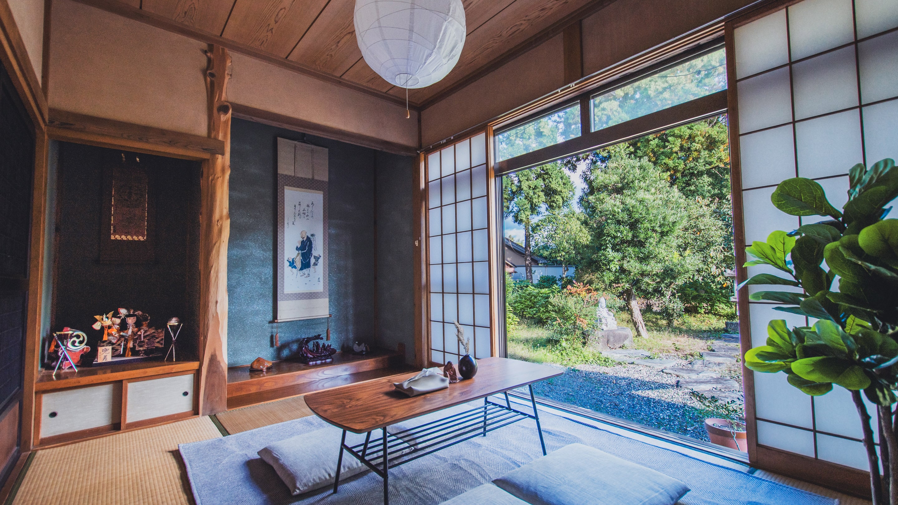 Japanese-style room 5