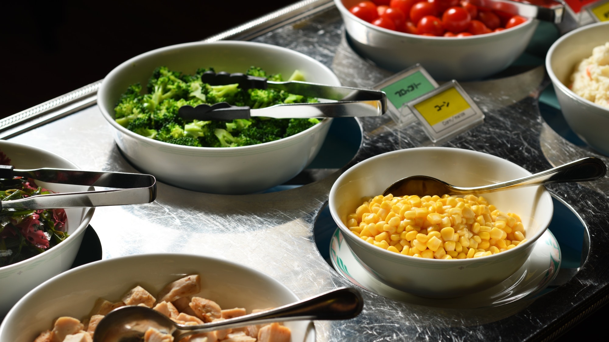 ◇Breakfast buffet (salad corner)