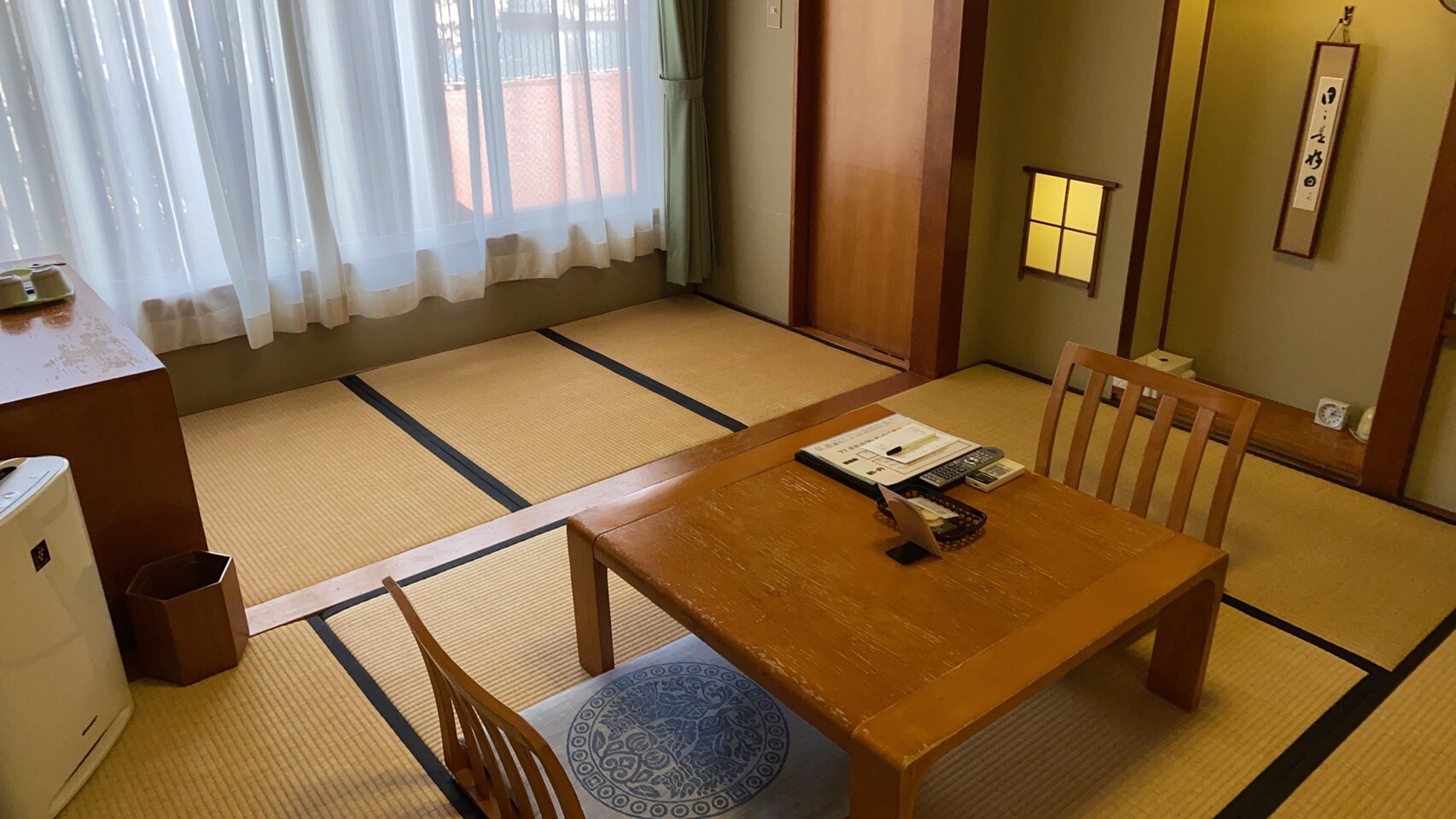 Japanese-style room 6 tatami mats