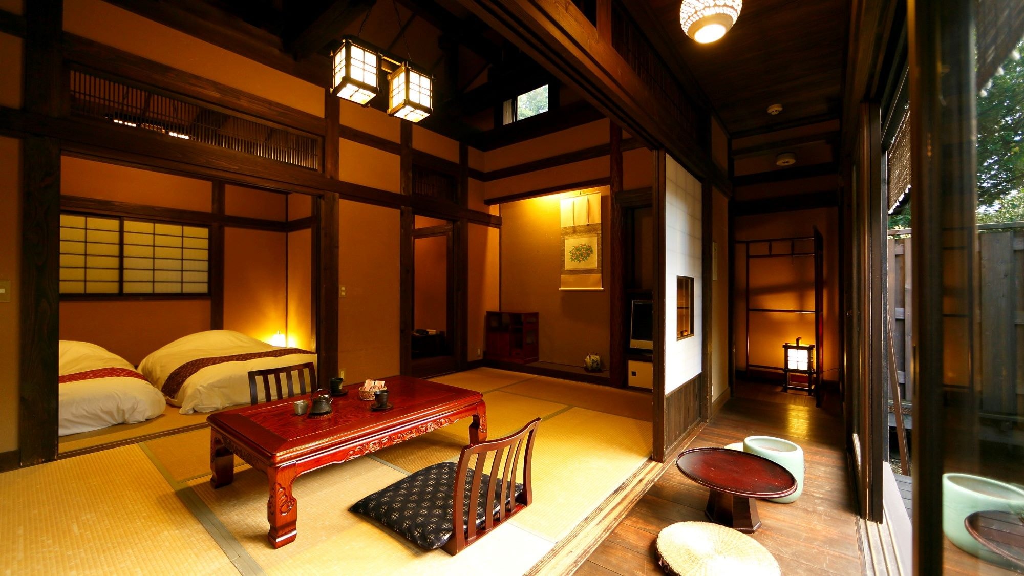 [Away Takebue] Penginapan dengan latar nostalgia untuk rumah rakyat tua. Dengan pemandian terbuka yang mengalir langsung dari sumbernya