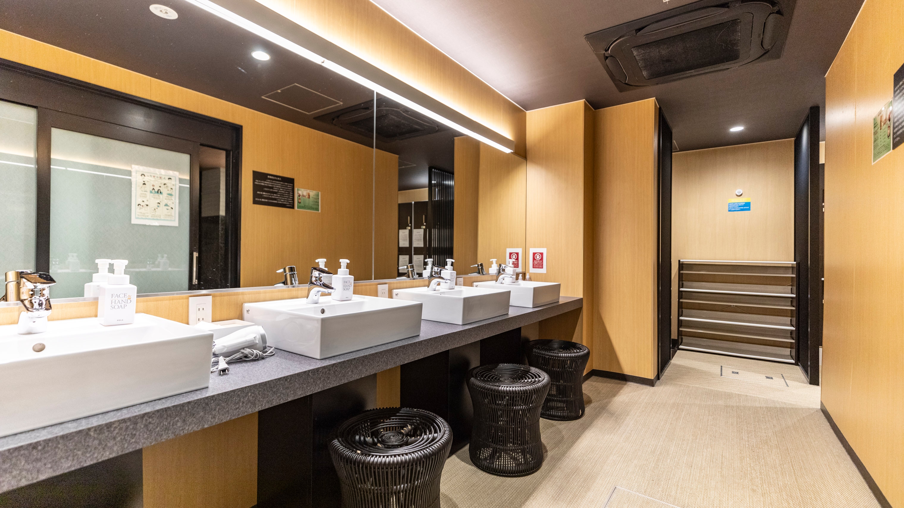 Kamar mandi pria