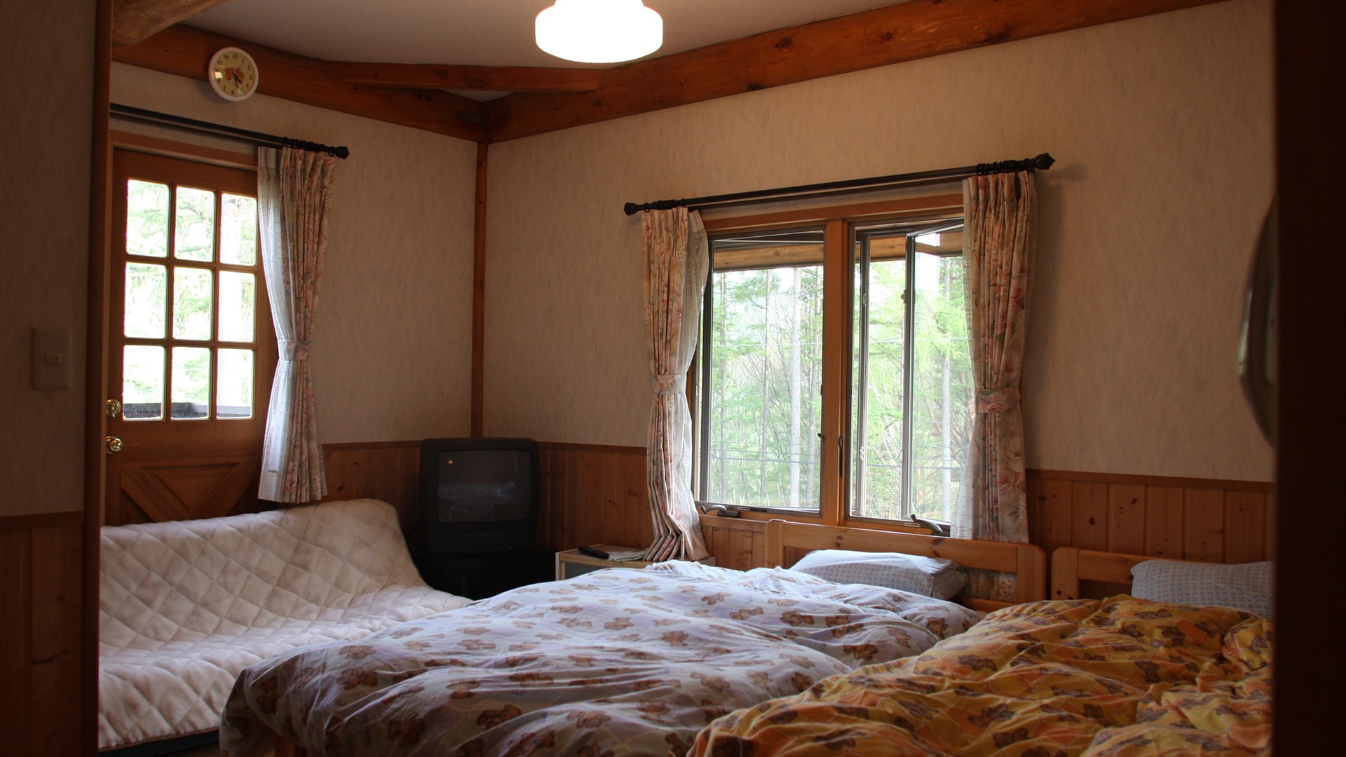Room for 2-3 people