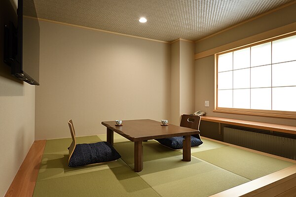 Large Twin Japanese Style