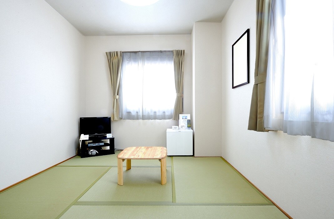 Japanese-style room (bathtub type)