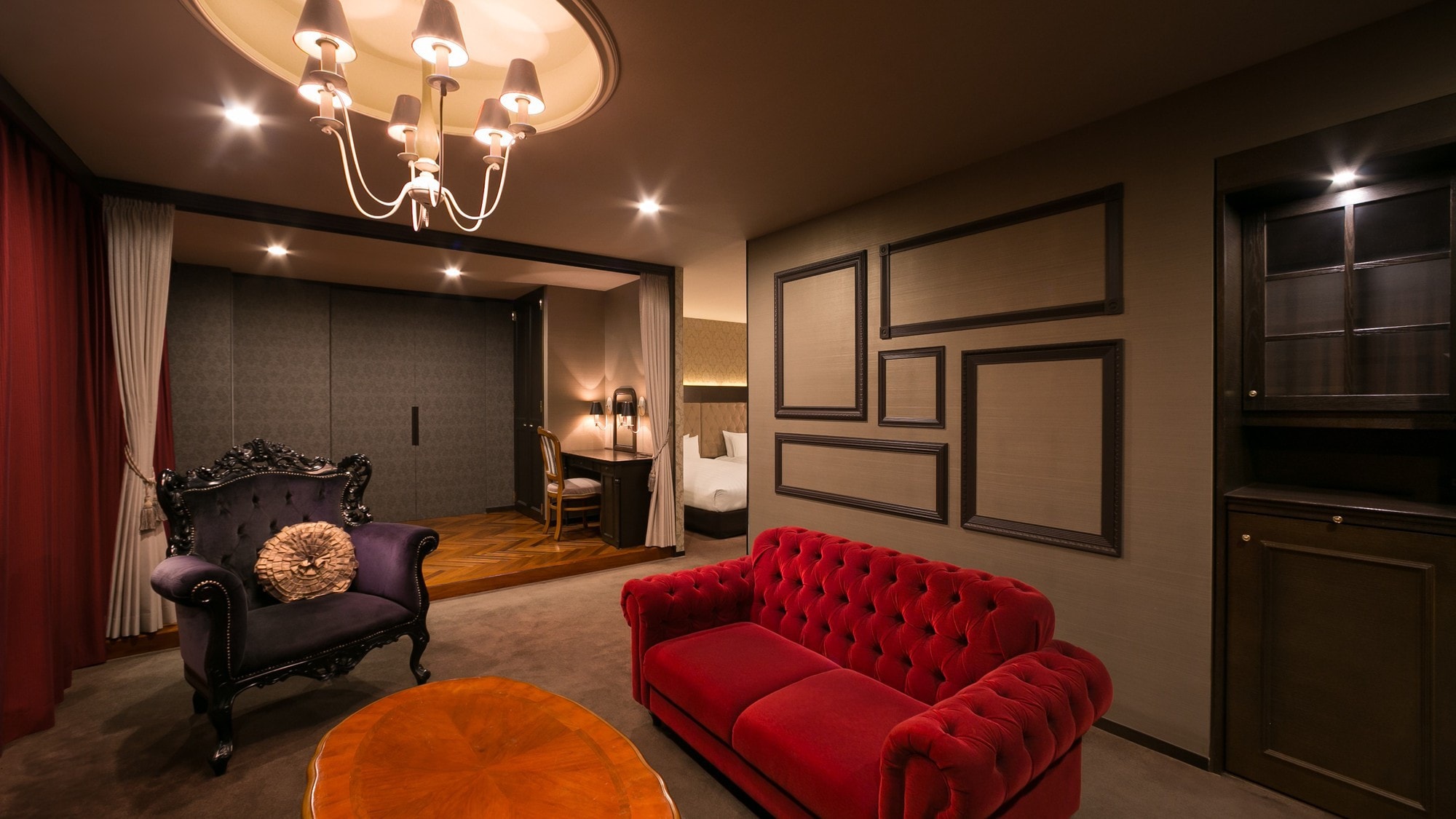 Suite Western-style room lakeside (image)