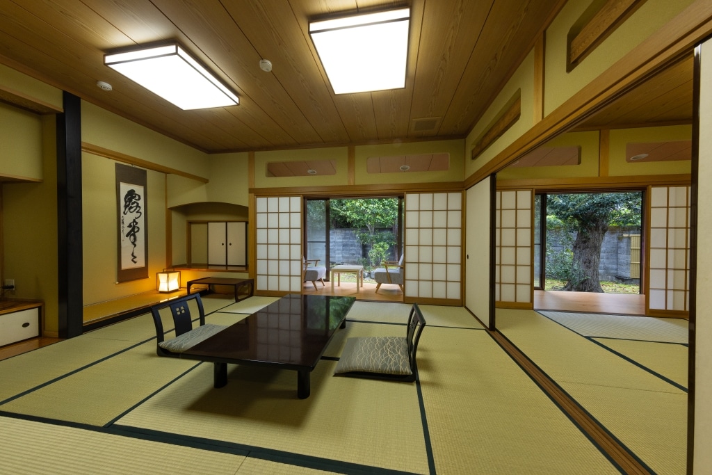 Aoi (detached building)