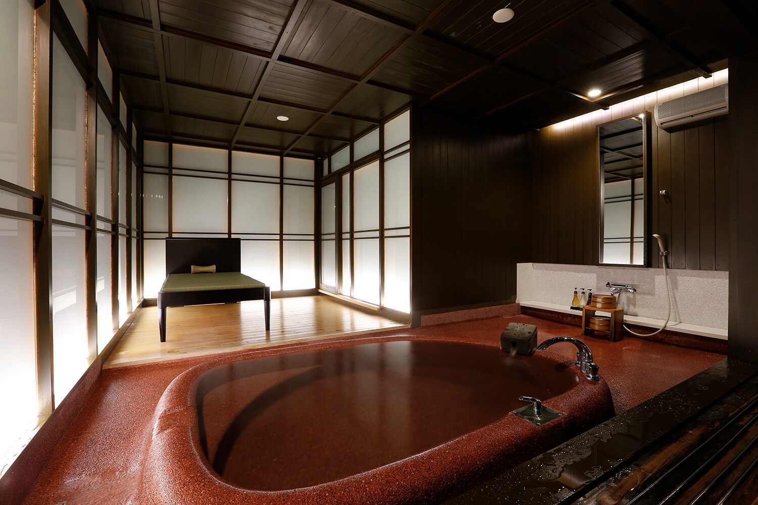Shiunkaku Maisonette (Yoshi) Semi-open-air bath