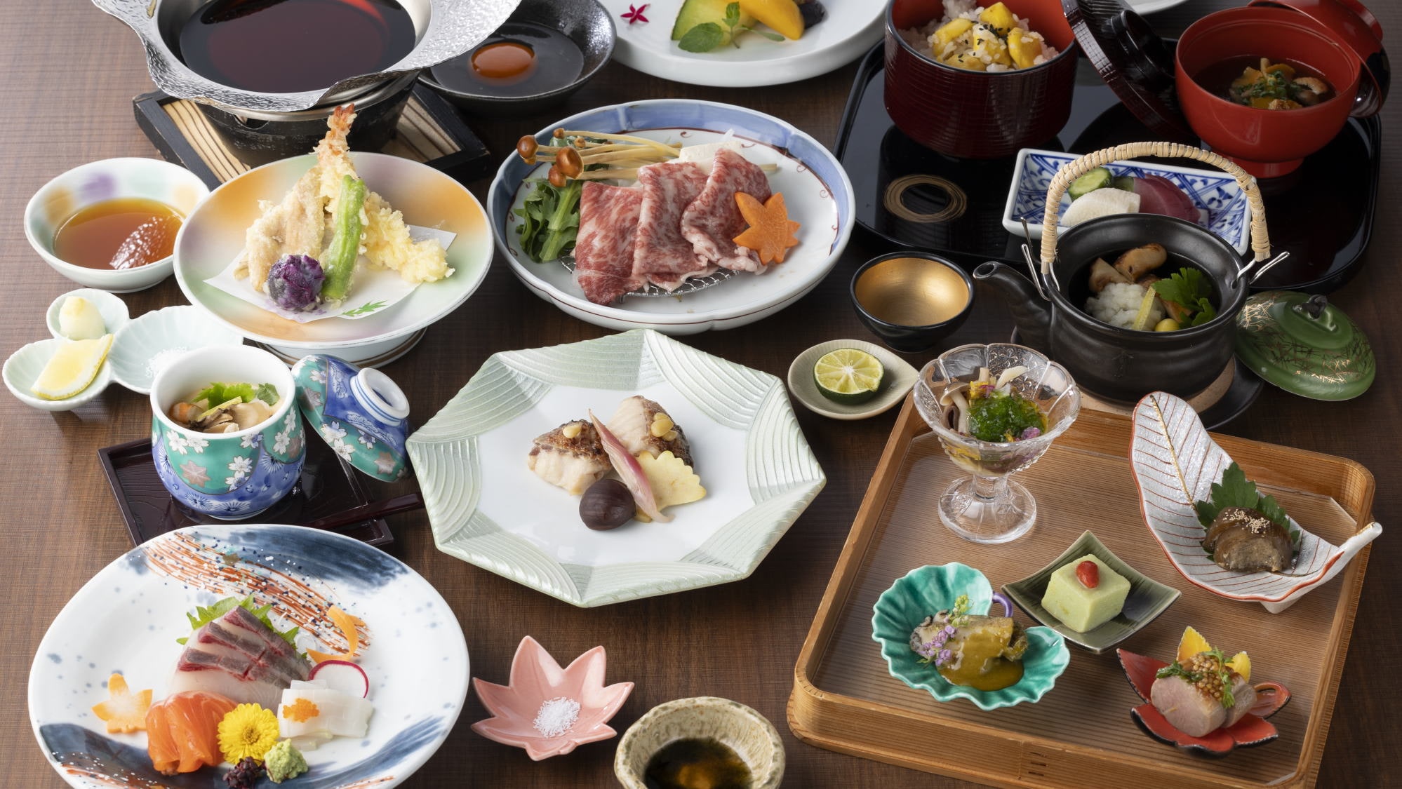 Autumn original Japanese cuisine *Image for illustration purposes