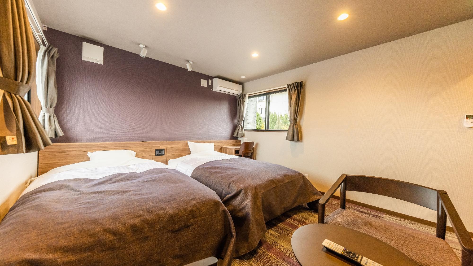 [MAUVE] Separate rental villa