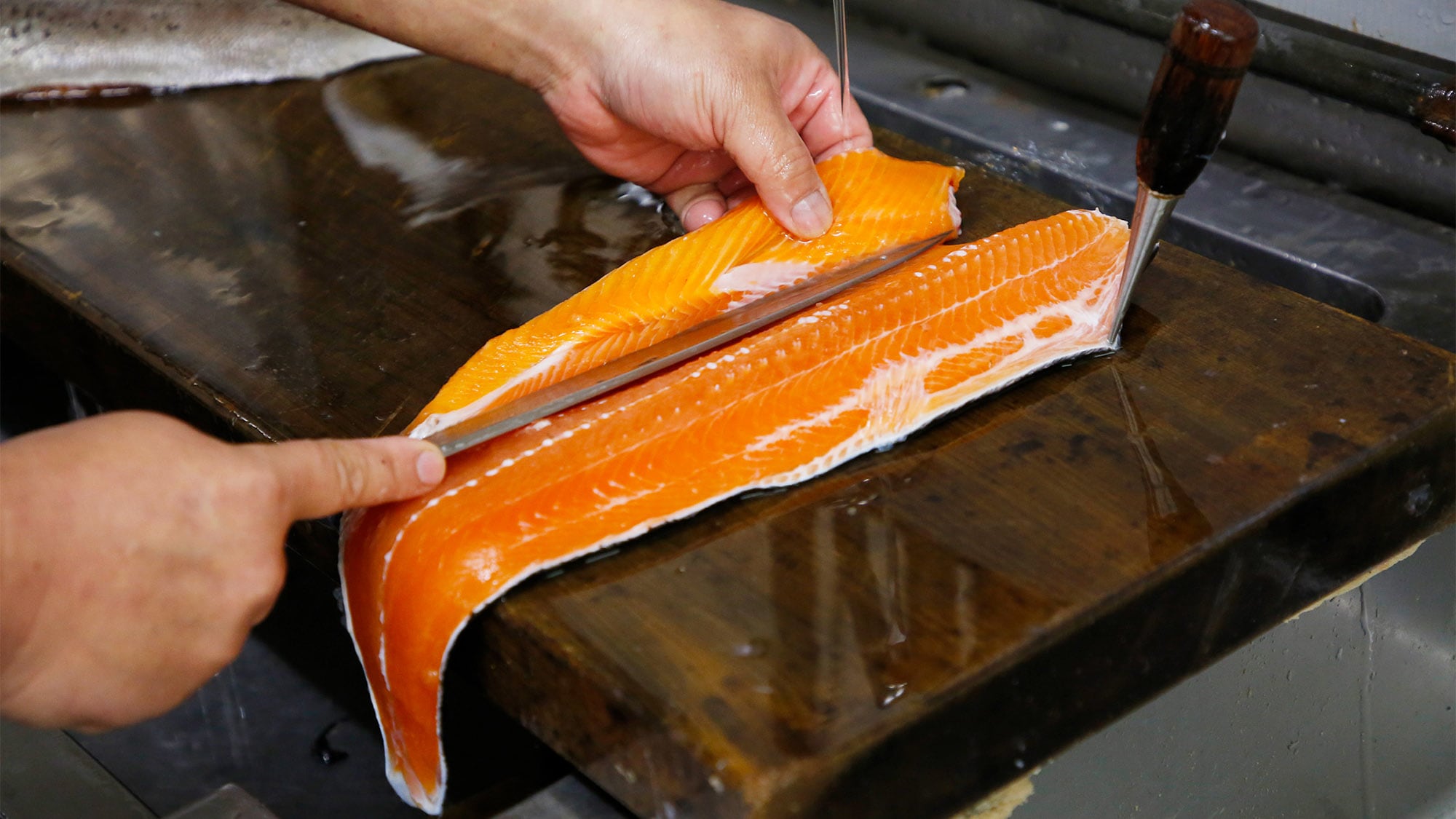 ・ Shinshu salmon to judge at the hotel