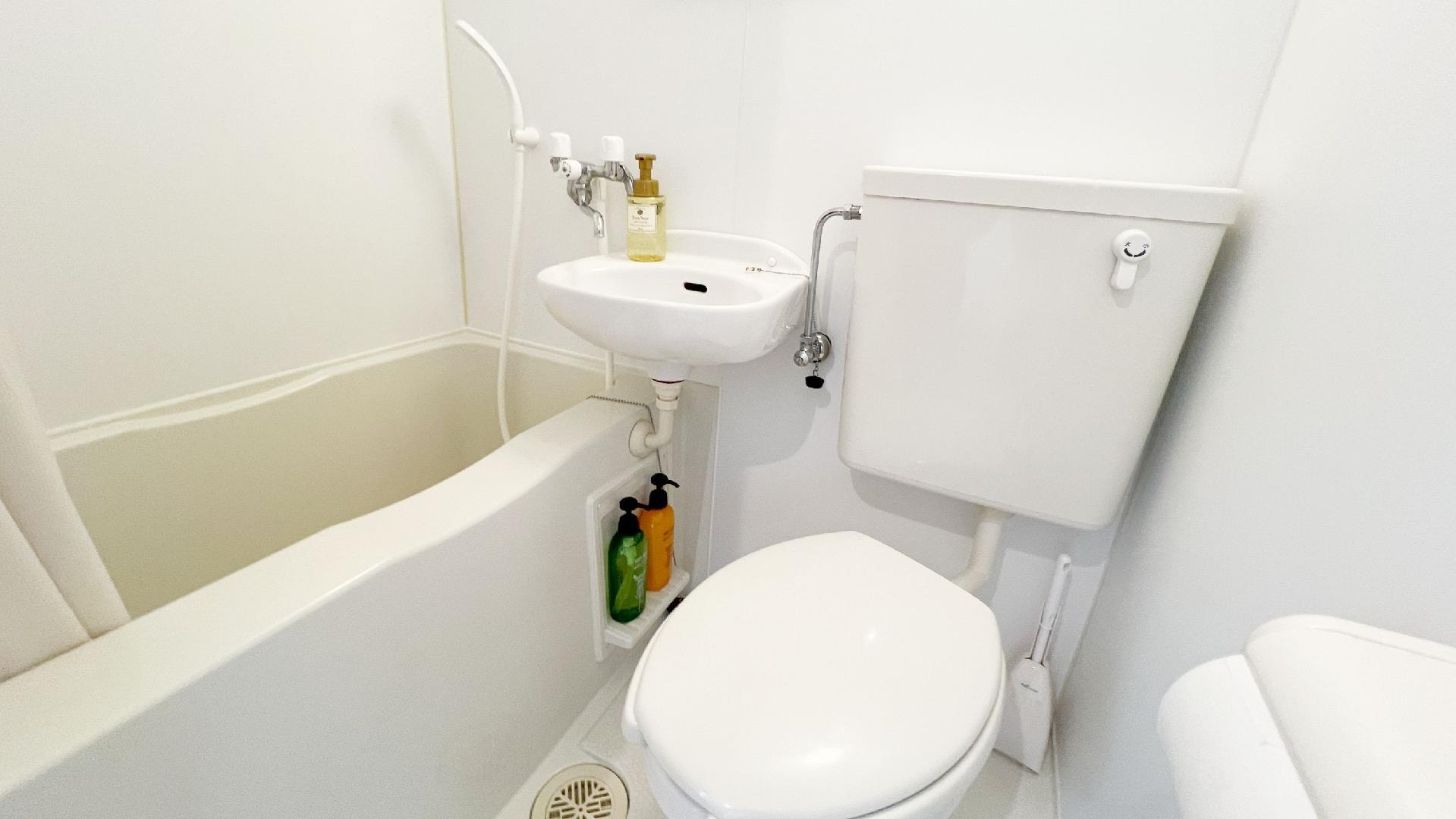 with bathtub