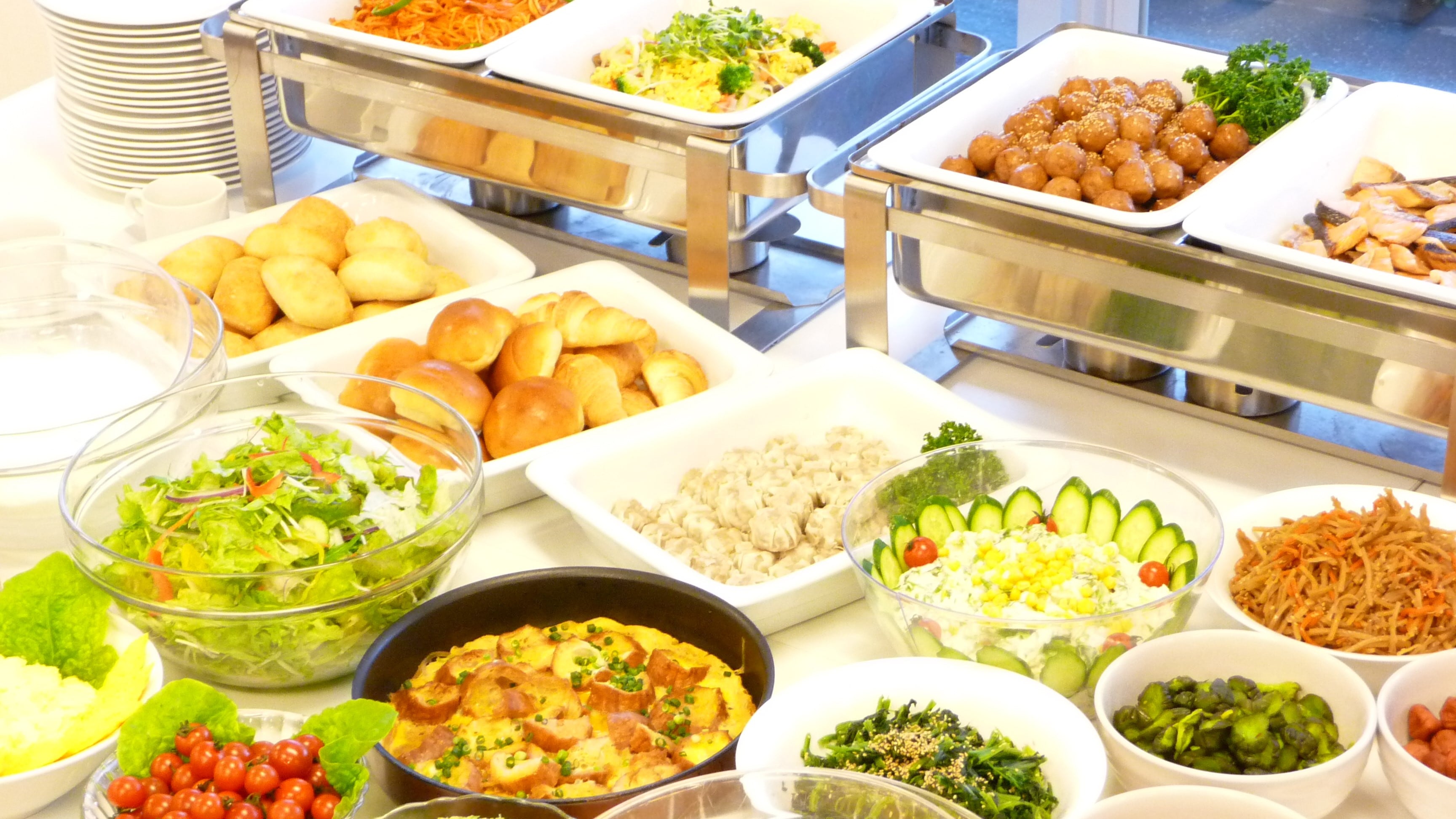 Breakfast buffet image