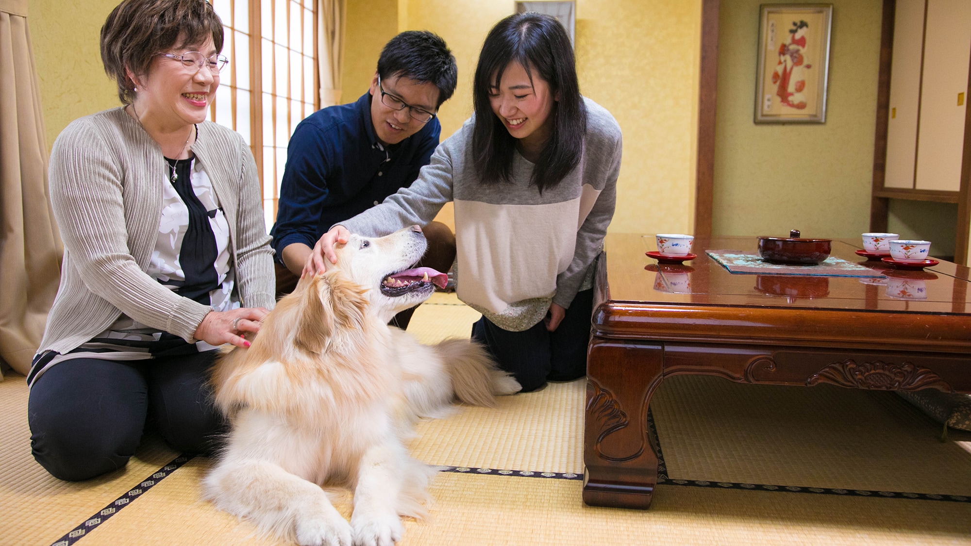 New Ogiya is the only place in Tsuchiyu where you can stay with large dogs.