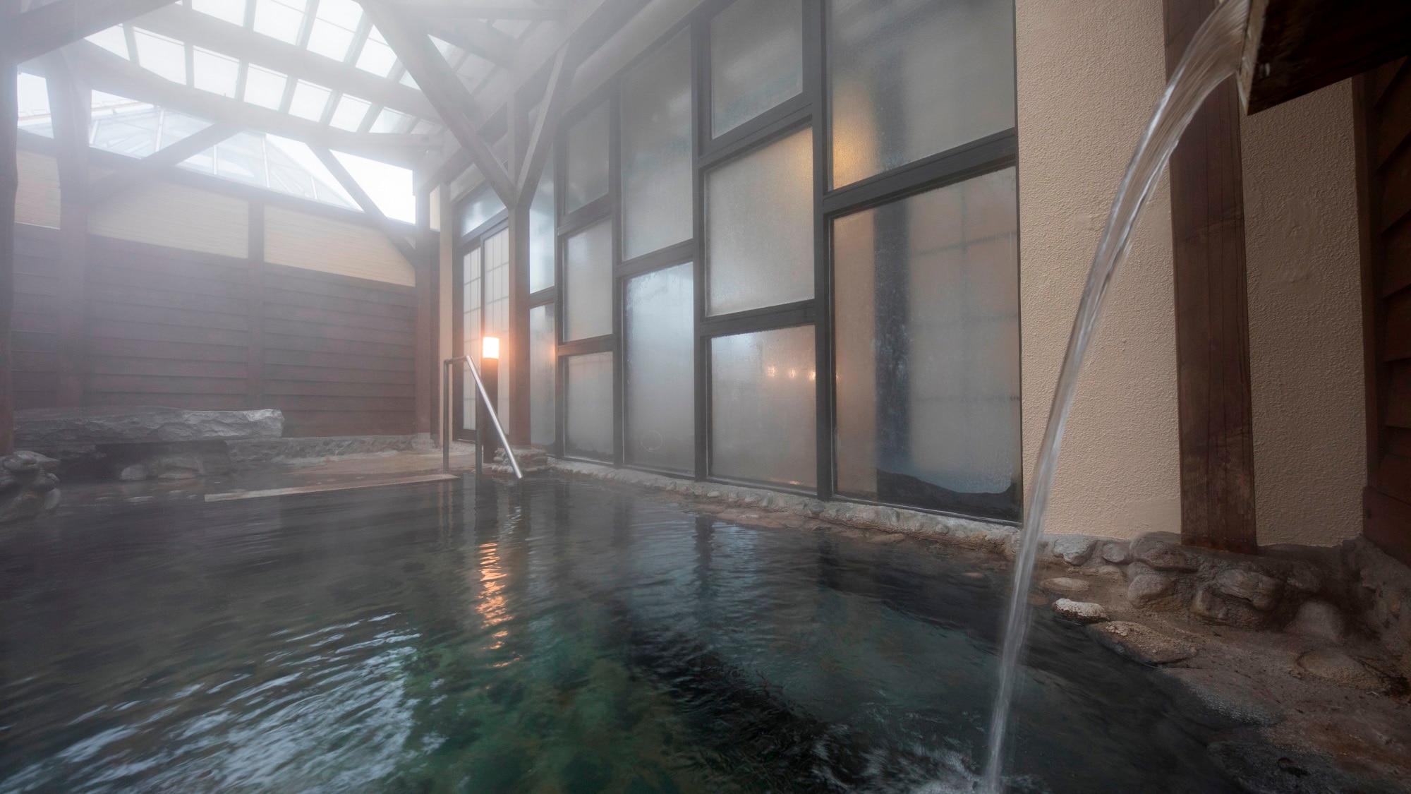 Bath under the stars (daytime view)