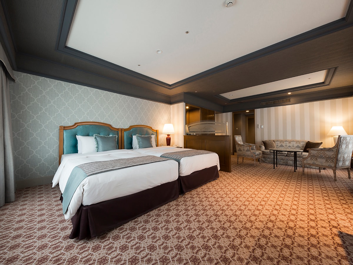Kamar Junior Suite Plus (menghadap Timur Laut) bebas rokok di lantai 11