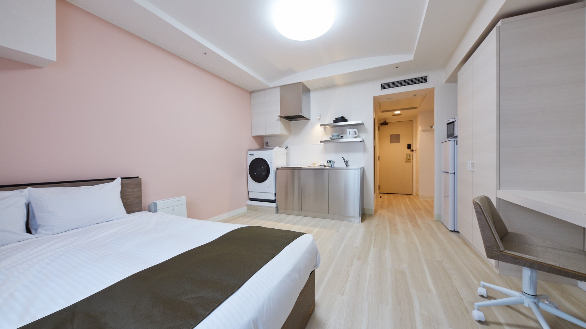 Comfort Double Plus (24.5m², bed width 140cm, kitchen and washing machine included)