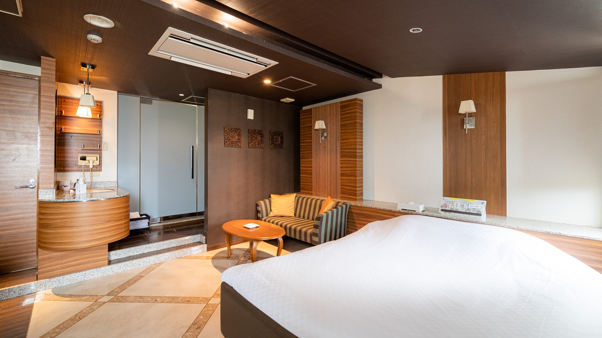 Double Room 9
