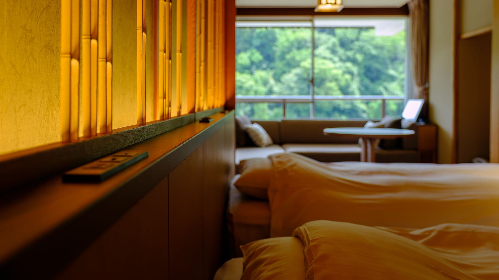 Japanese-style room with twin beds (8 tatami mats) (Example of a guest room)