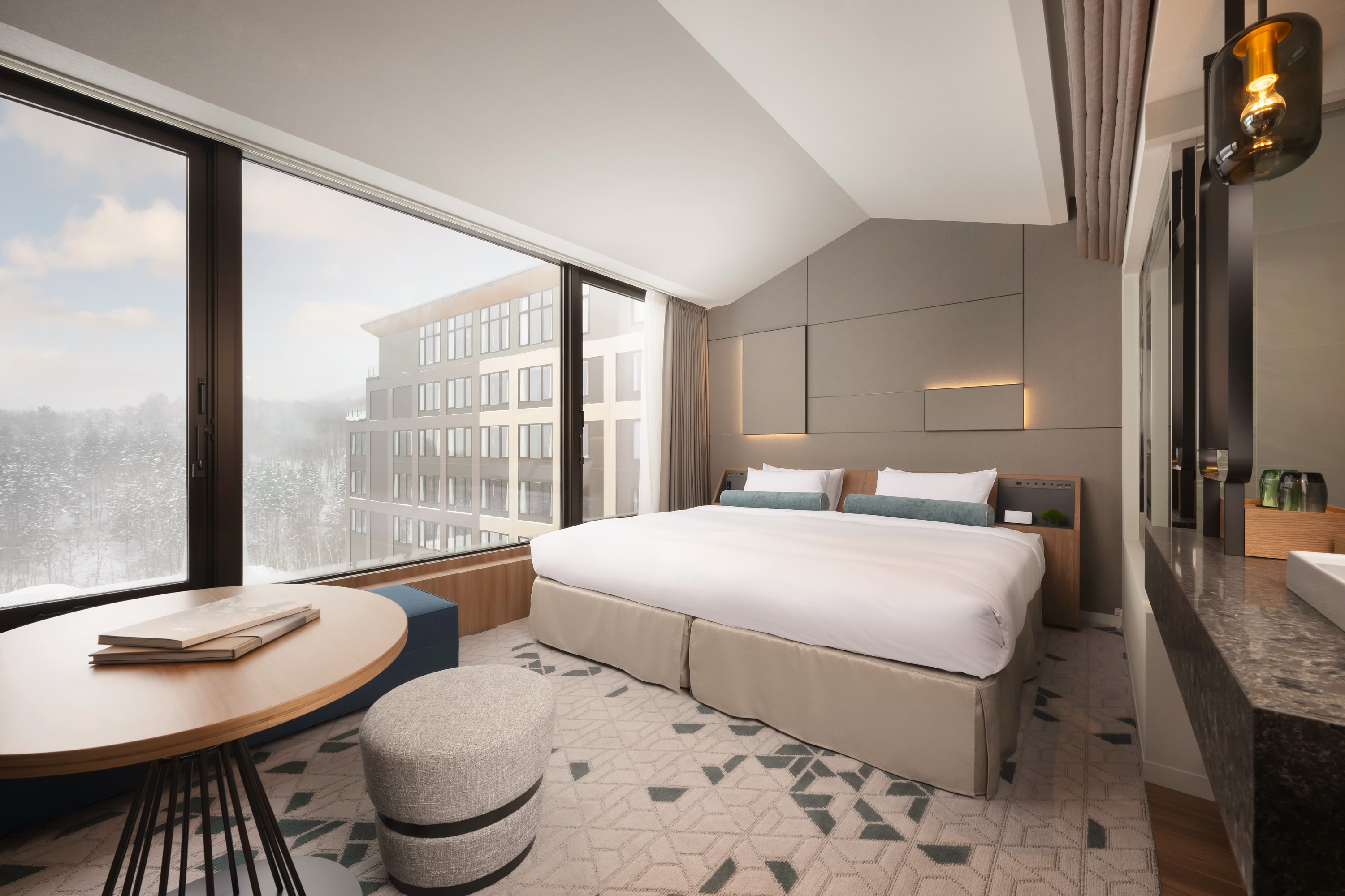 Superior King (lantai 2 hingga 6) *Pemandangan bervariasi tergantung pada kamar