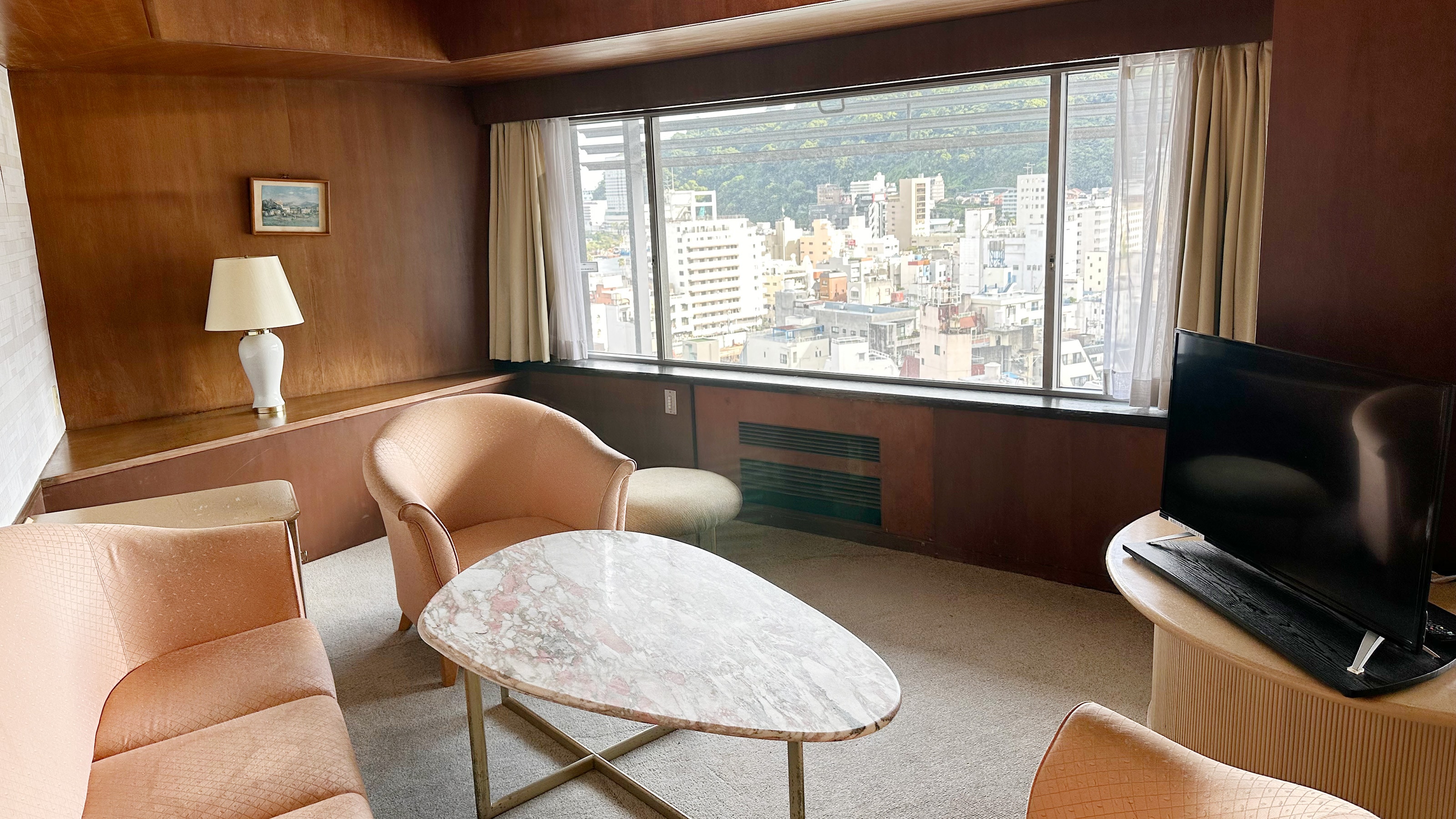 Example of a corner room/high floor Japanese-Western room (twin + 10 tatami mats)