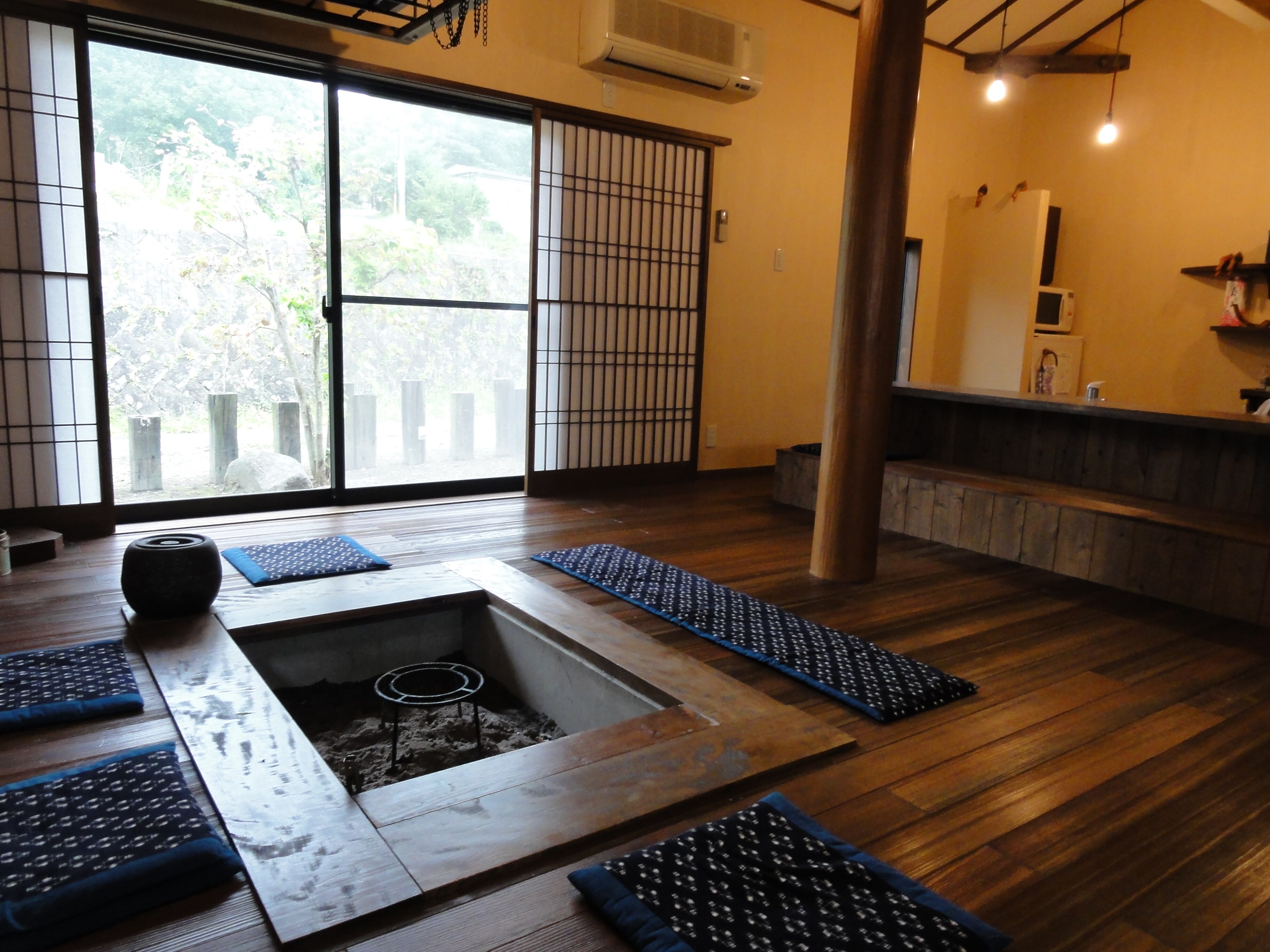 Hearth and kitchen