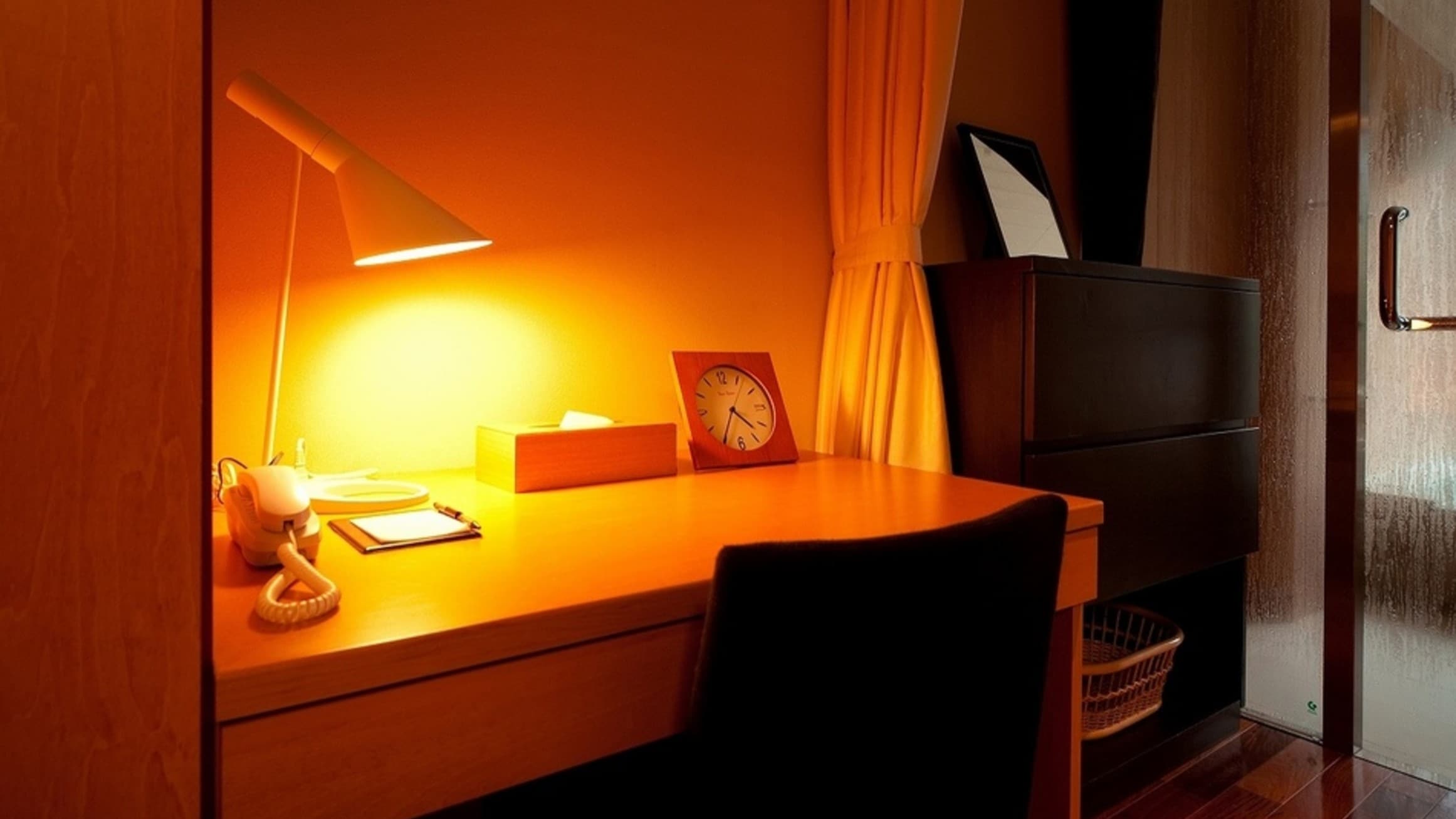 Special Japanese-style room (6 tatami mats) + living room (2 people capacity)