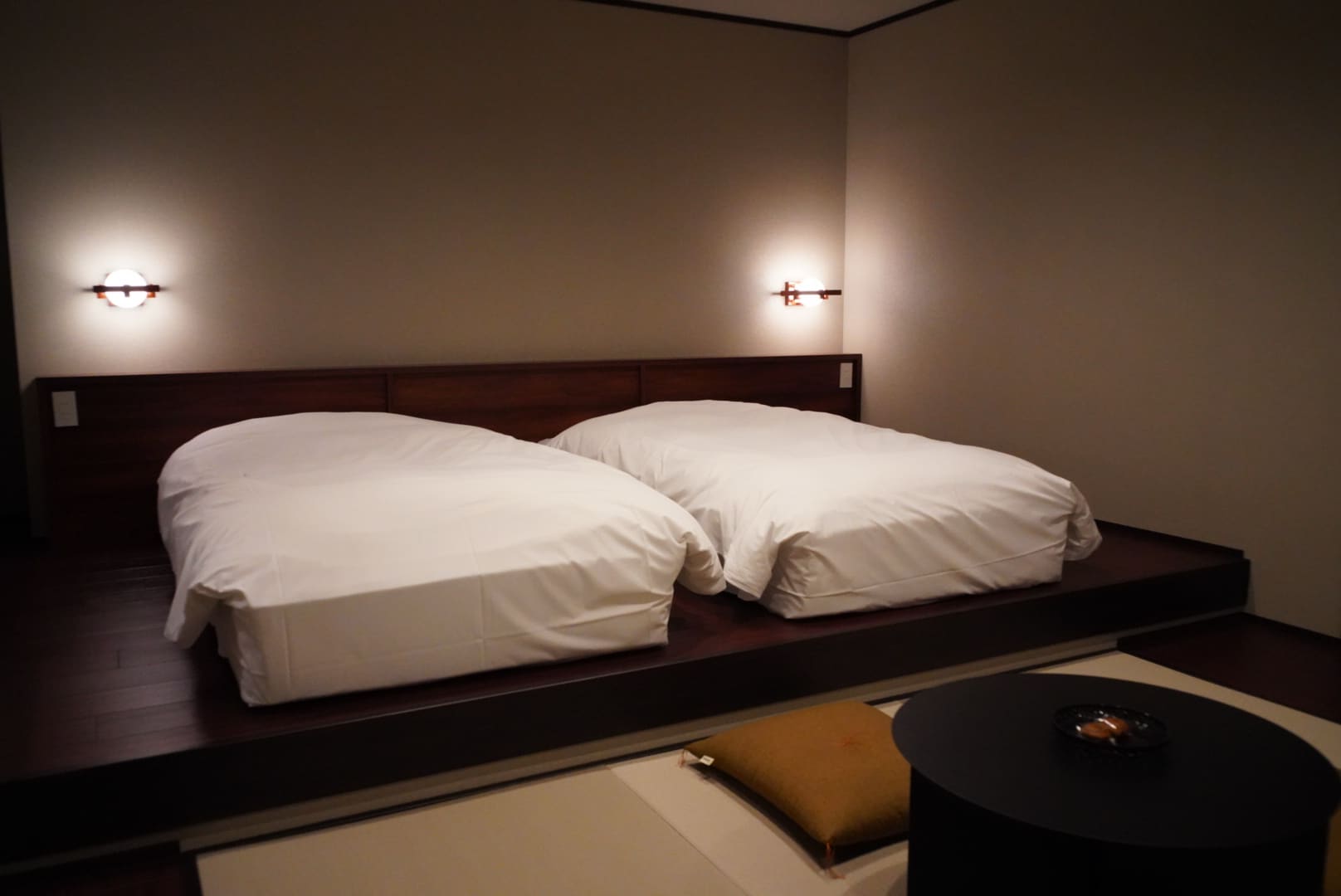 Japanese-Western style room