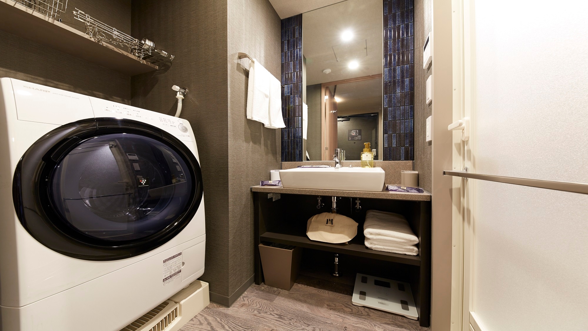 All rooms come with a washer/dryer!