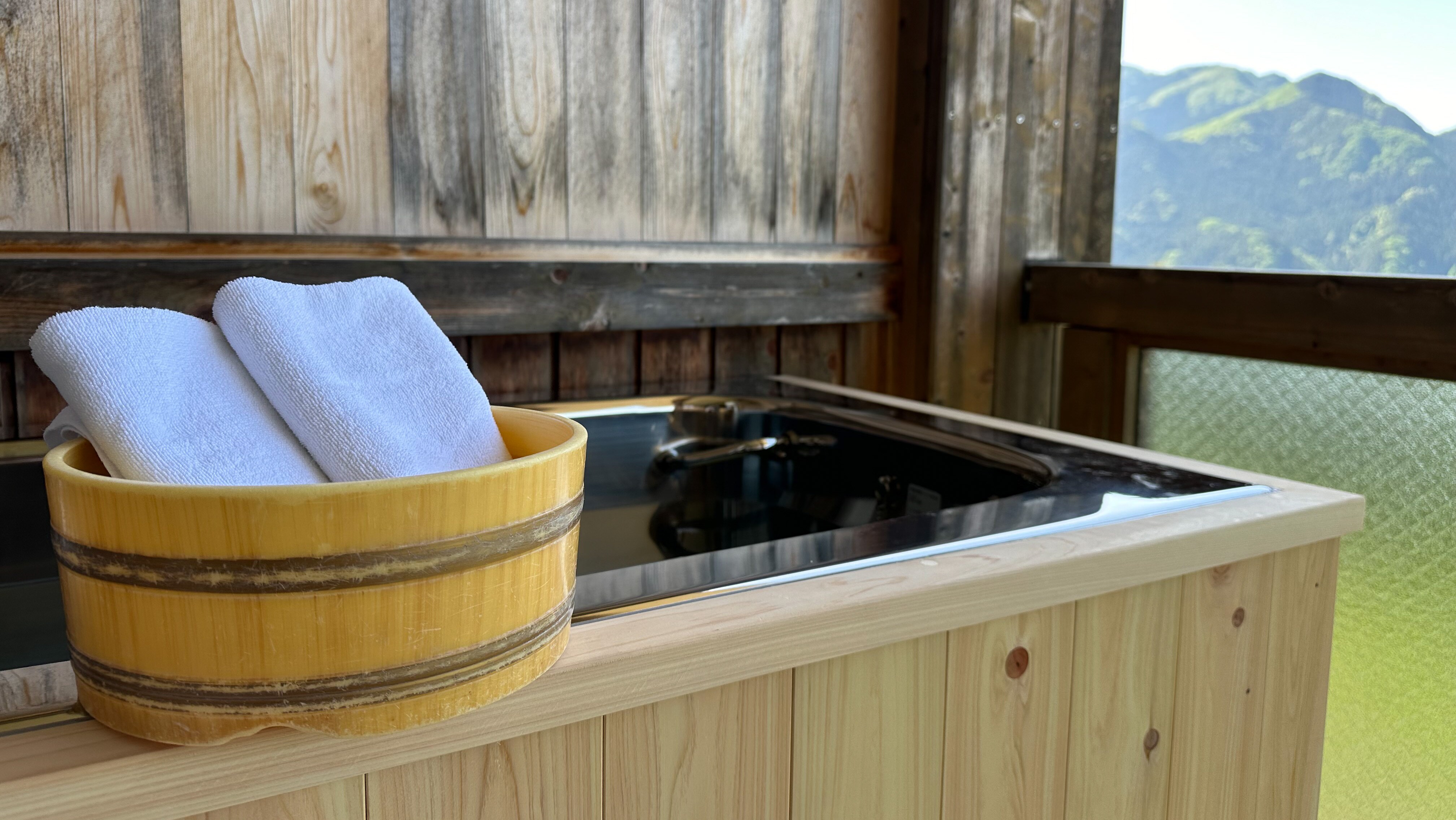 Open-air bath in guest room *Illustration