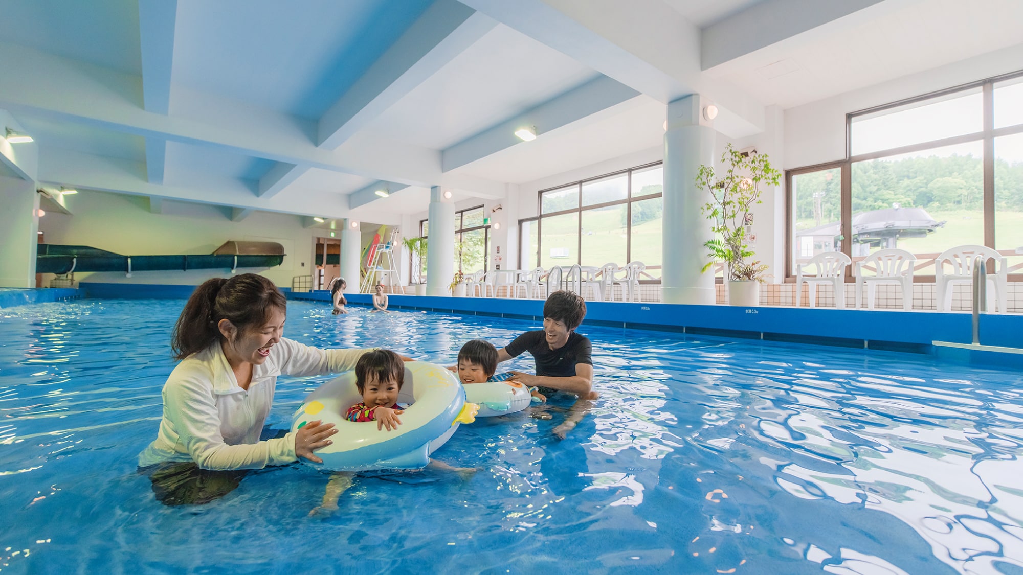 Indoor wave pool