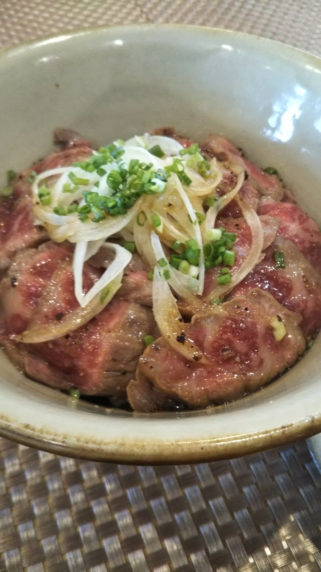 Gachimaya is also satisfied! Ishigaki beef roast bowl