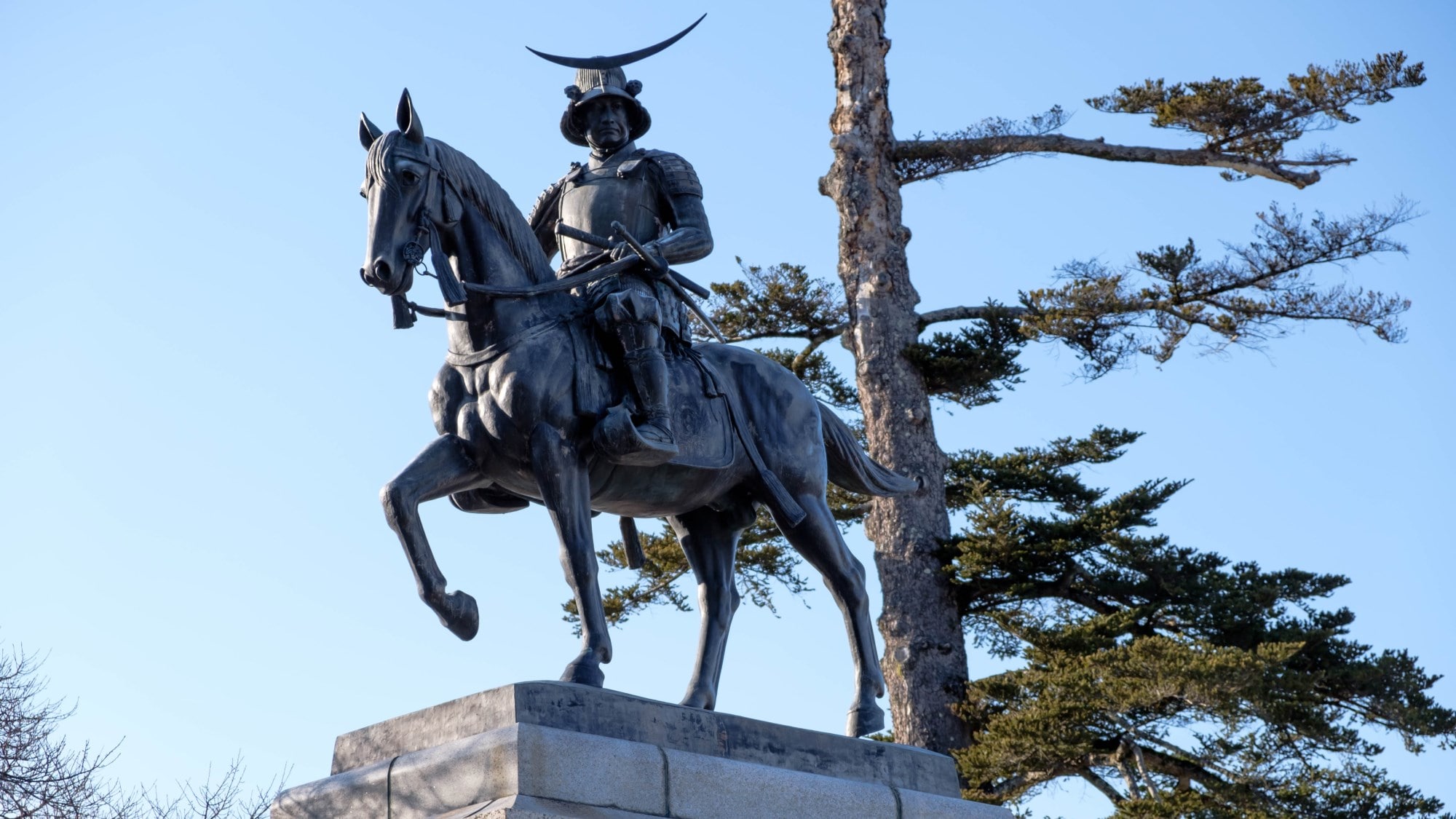 [Patung Tanggal Masamune] Reruntuhan Kastil Aoba