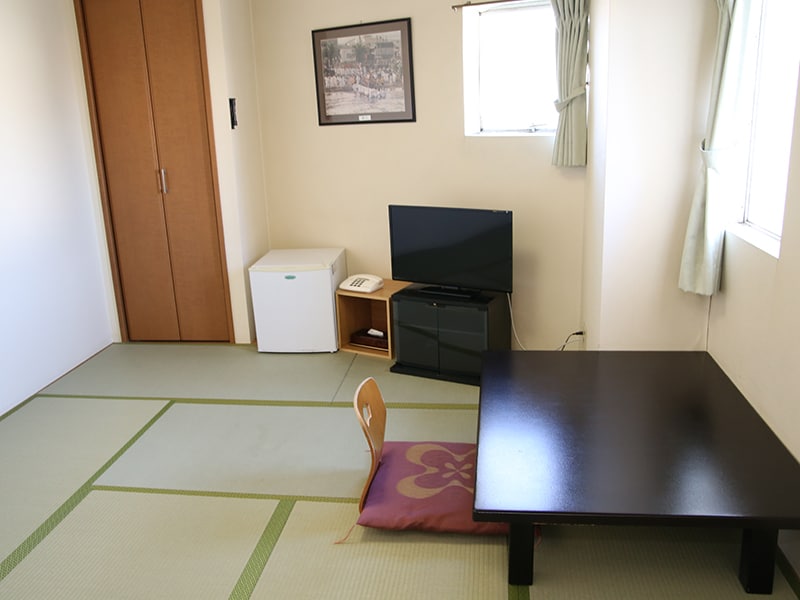 Contoh kamar bergaya Jepang dengan 6 tikar tatami