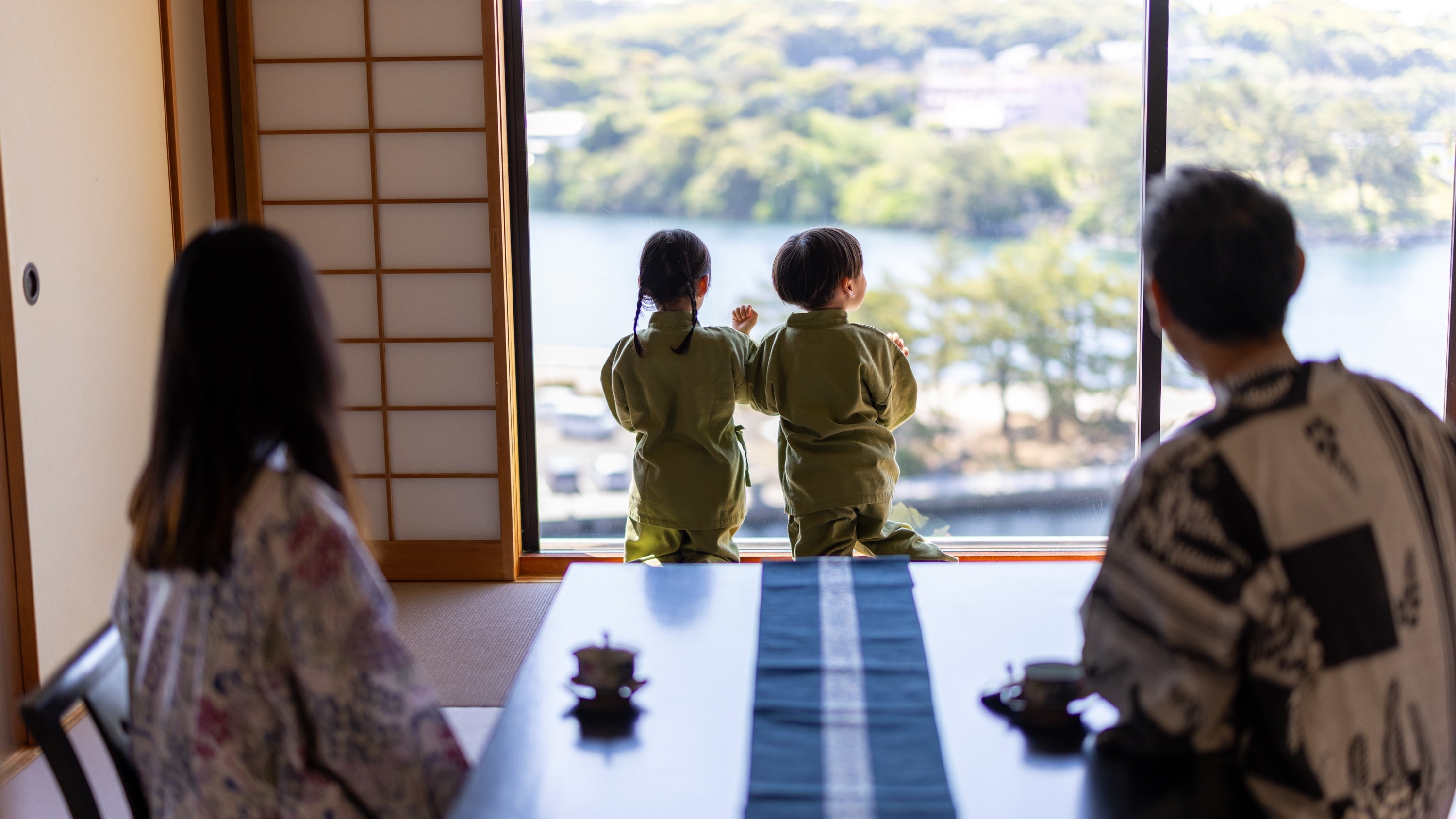 [Port view from the guest rooms] Children will be excited to see all kinds of ships coming and going in the harbor!