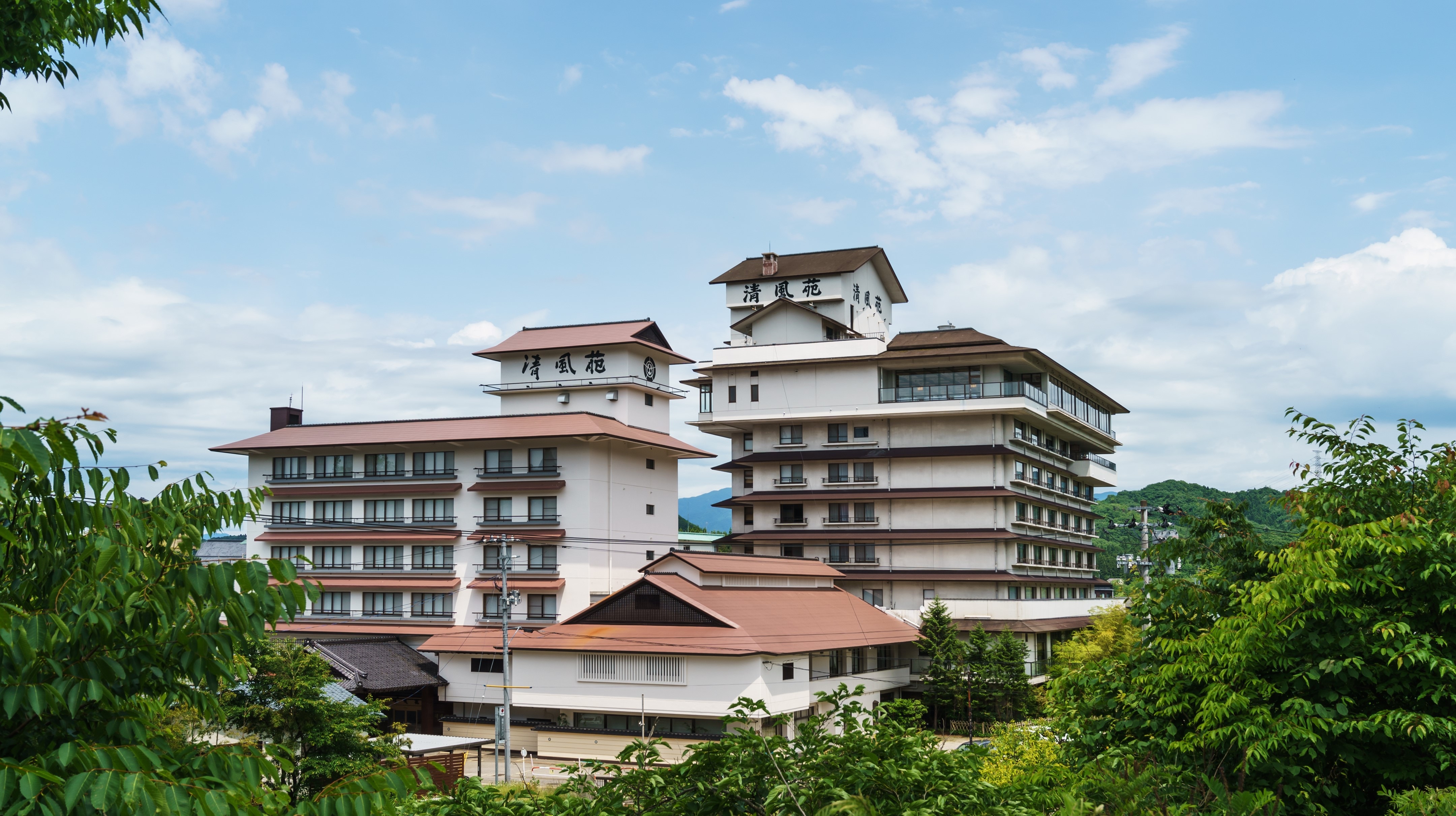 Hotel Seifuen is surrounded by vast nature and at night you can gaze upon a starry sky.