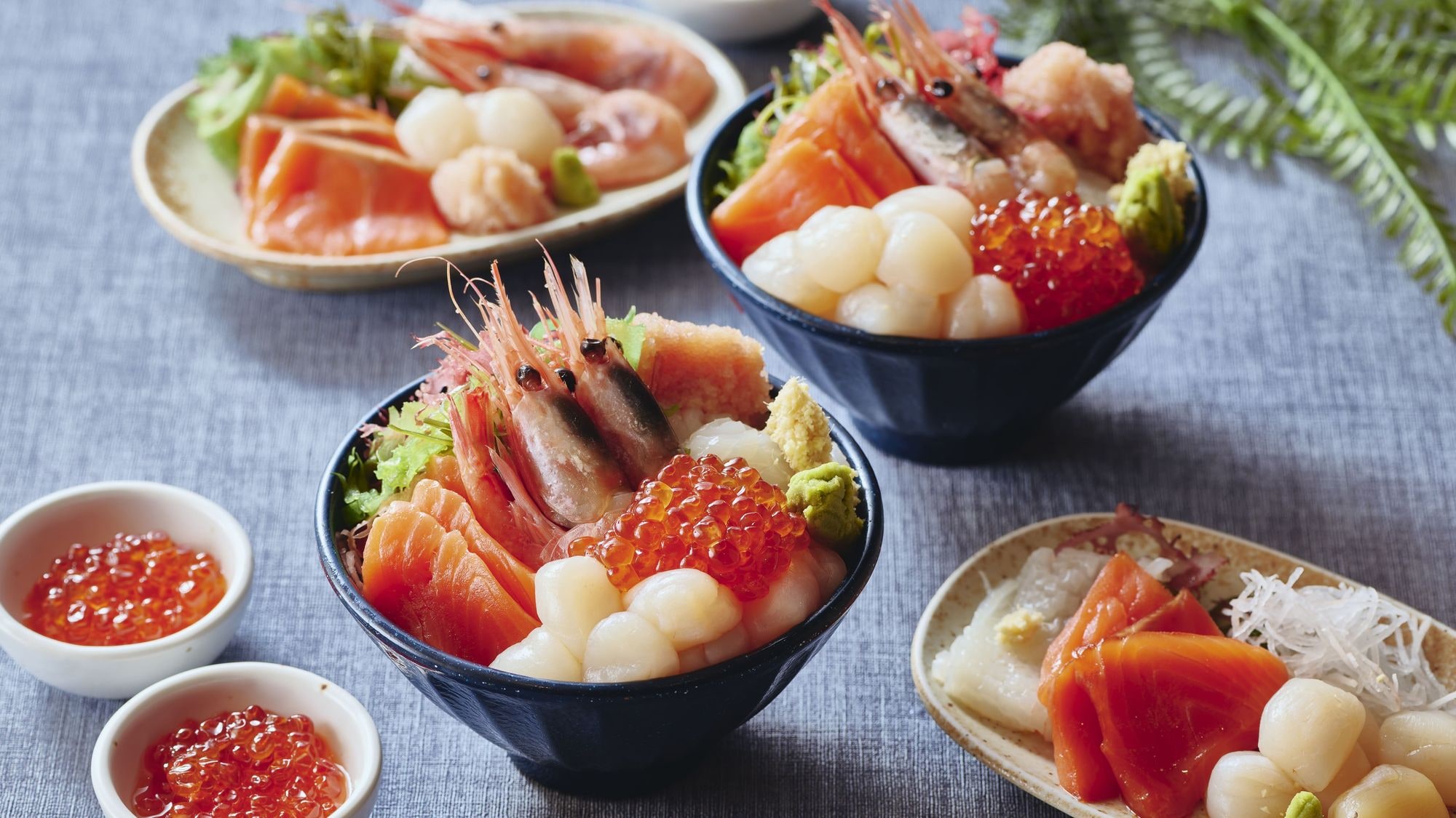 ■ Prasmanan Sarapan/Semangkuk hidangan laut mewah di mana Anda dapat memilih sebanyak yang Anda suka dan membuat mangkuk Anda sendiri