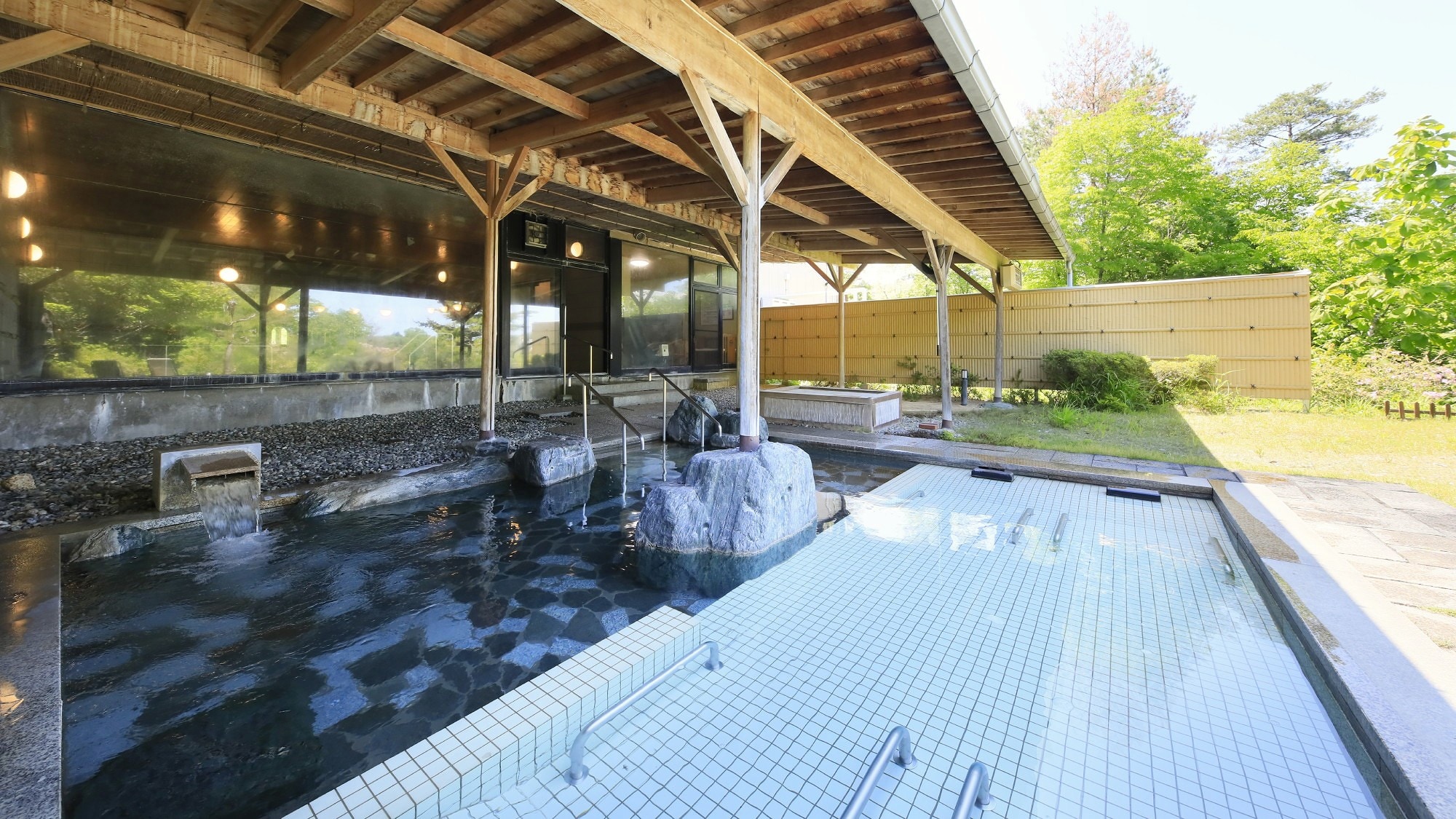 Hot spring bath_Men's open-air bath