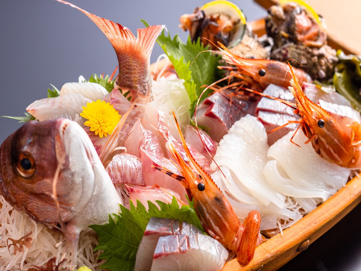 【全年無休】在漁船上享用大量當地鮮魚