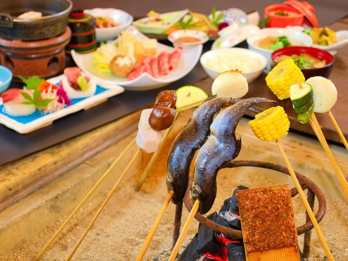 Bên ngoài giòn rụm, bên trong mọng nước. Hãy thưởng thức hương vị nướng trên lò tuyệt hảo.