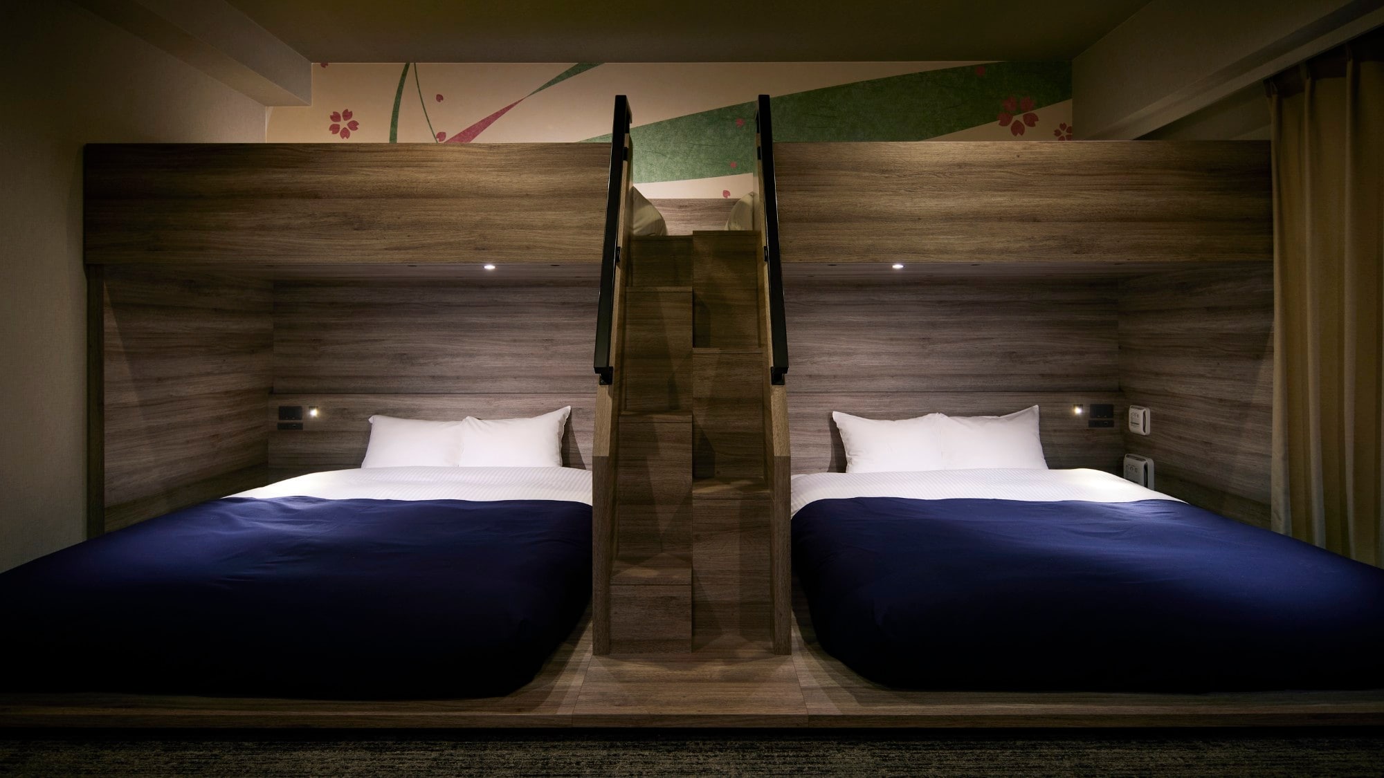 Deluxe 6 Bed