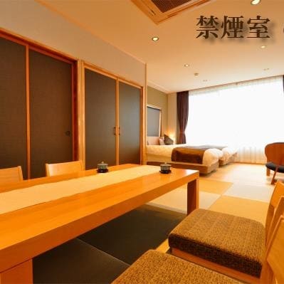 Kansui-tei, a spacious deluxe modern Japanese-Western style room, non-smoking room